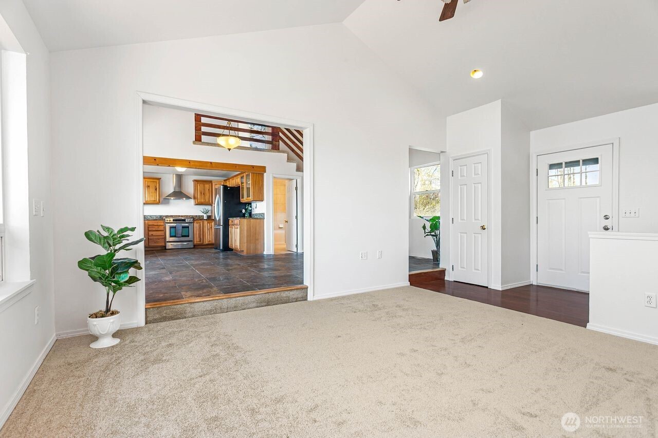 3671 Harnden Drive , Bellingham, WA 98226