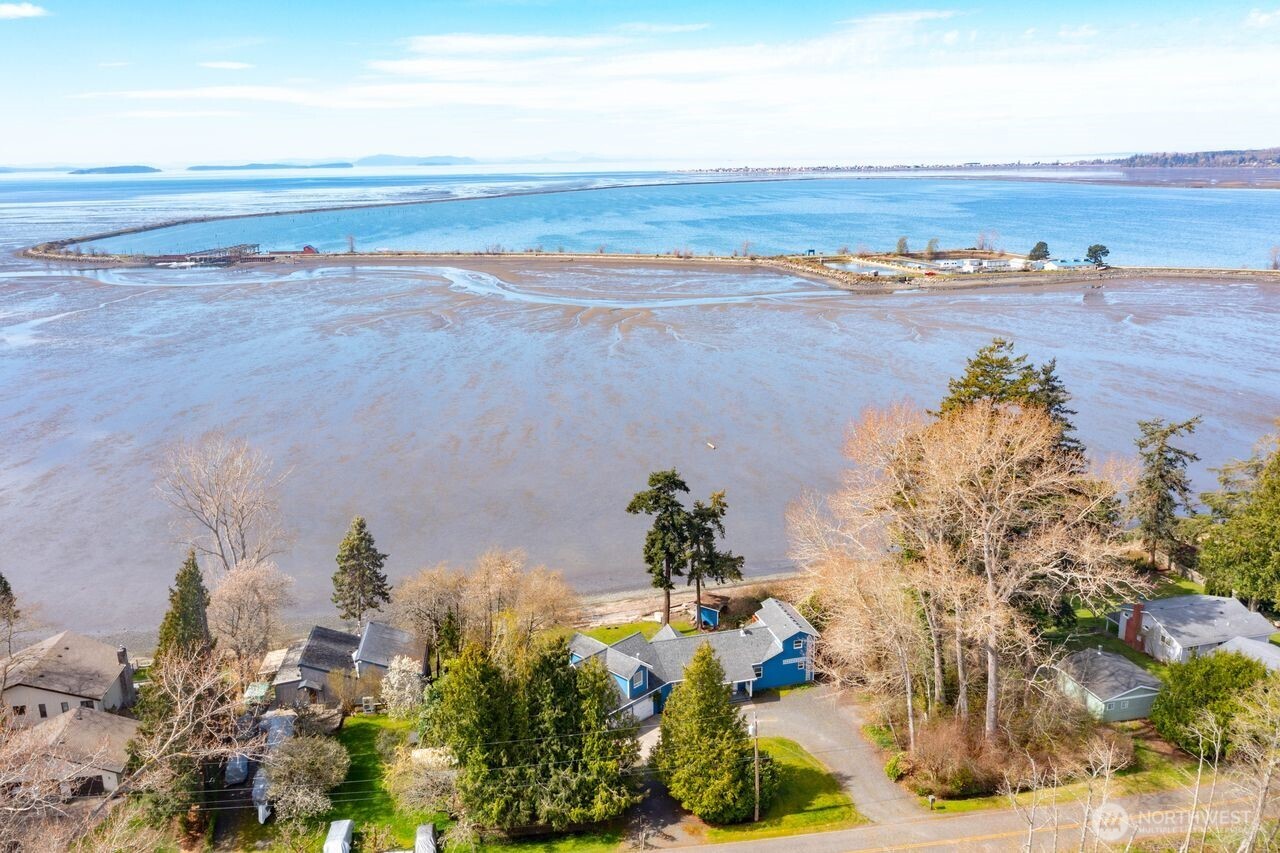 3671 Harnden Drive , Bellingham, WA 98226