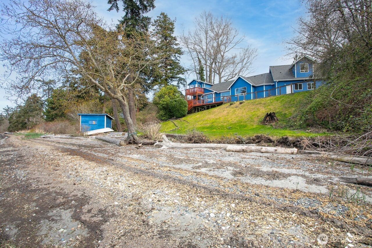 3671 Harnden Drive , Bellingham, WA 98226