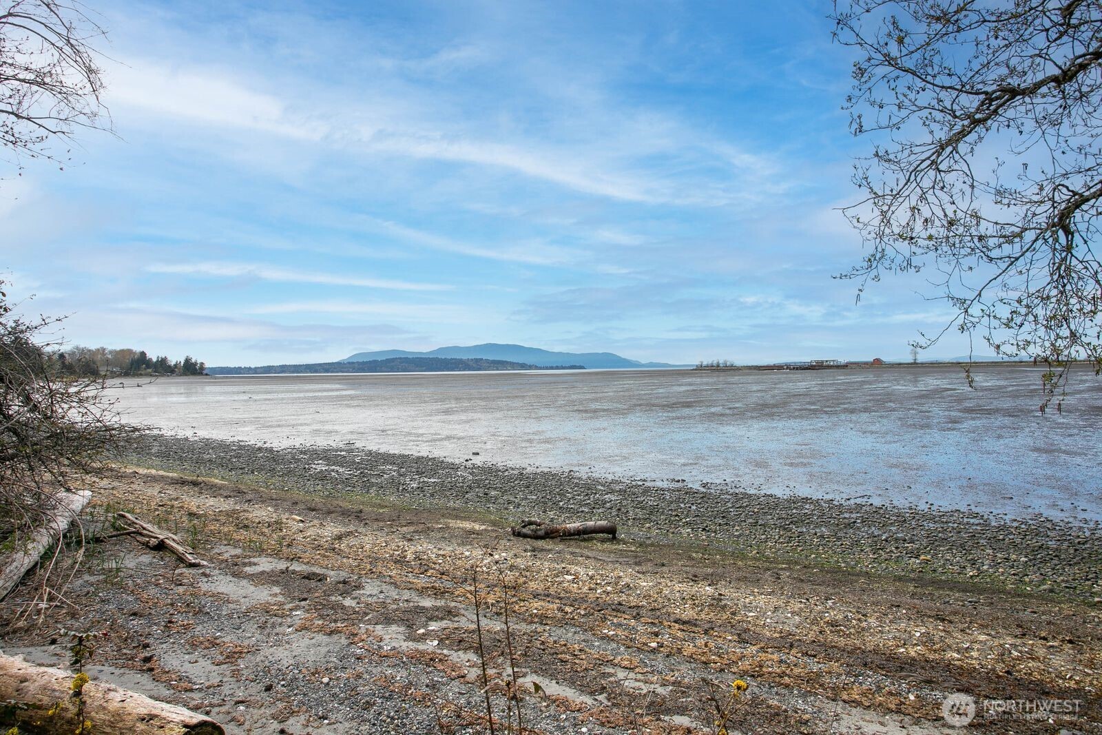 3671 Harnden Drive , Bellingham, WA 98226