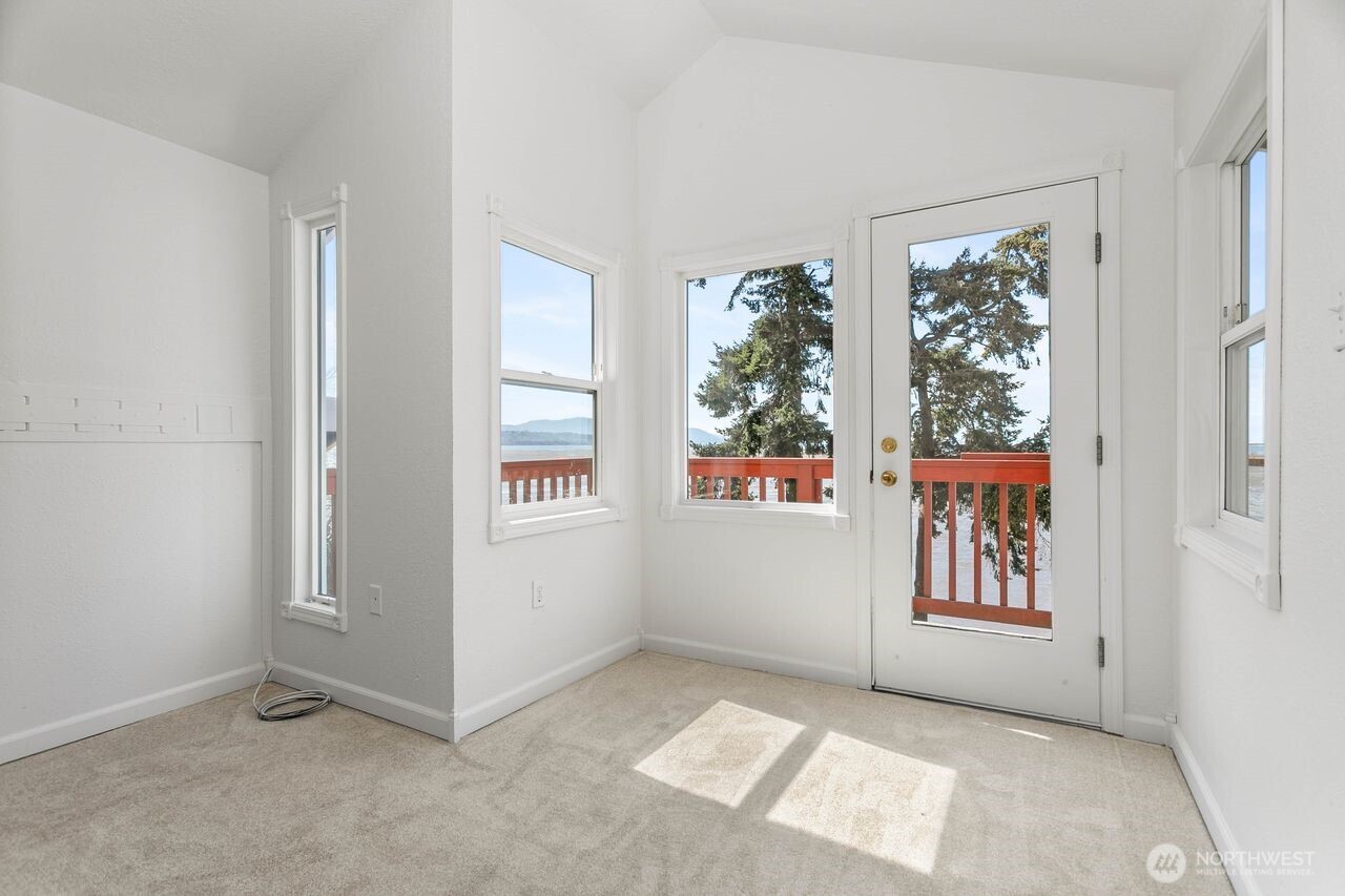 3671 Harnden Drive , Bellingham, WA 98226