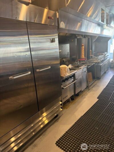 482026 BUSOP Undisclosed , Seattle, WA 98104 - Photo 1