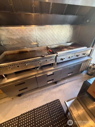 482026 BUSOP Undisclosed , Seattle, WA 98104 - Photo 2