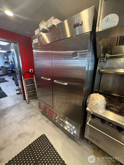 482026 BUSOP Undisclosed , Seattle, WA 98104 - Photo 6