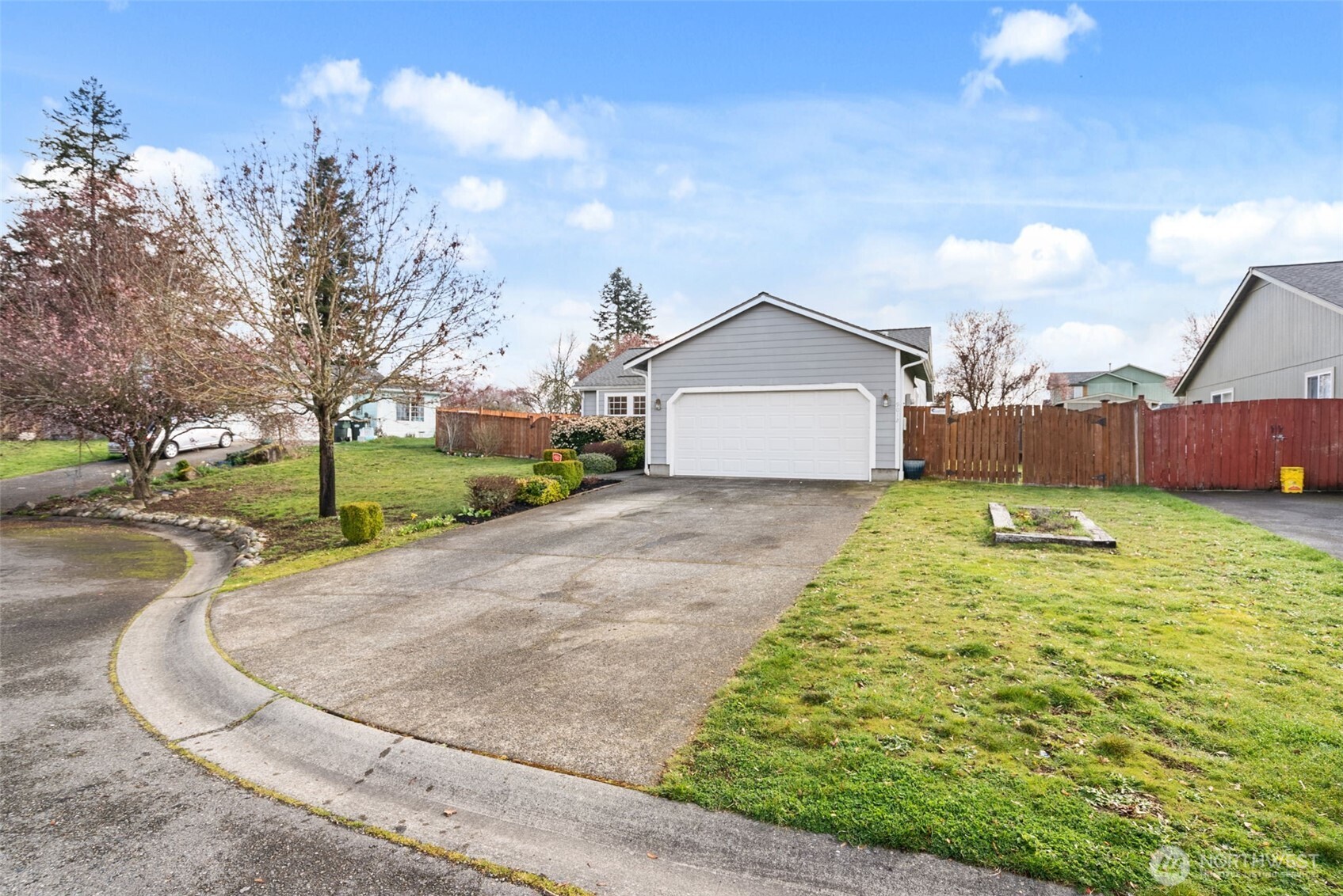 9012 Lealan Court SE, Yelm, WA 98597-8623