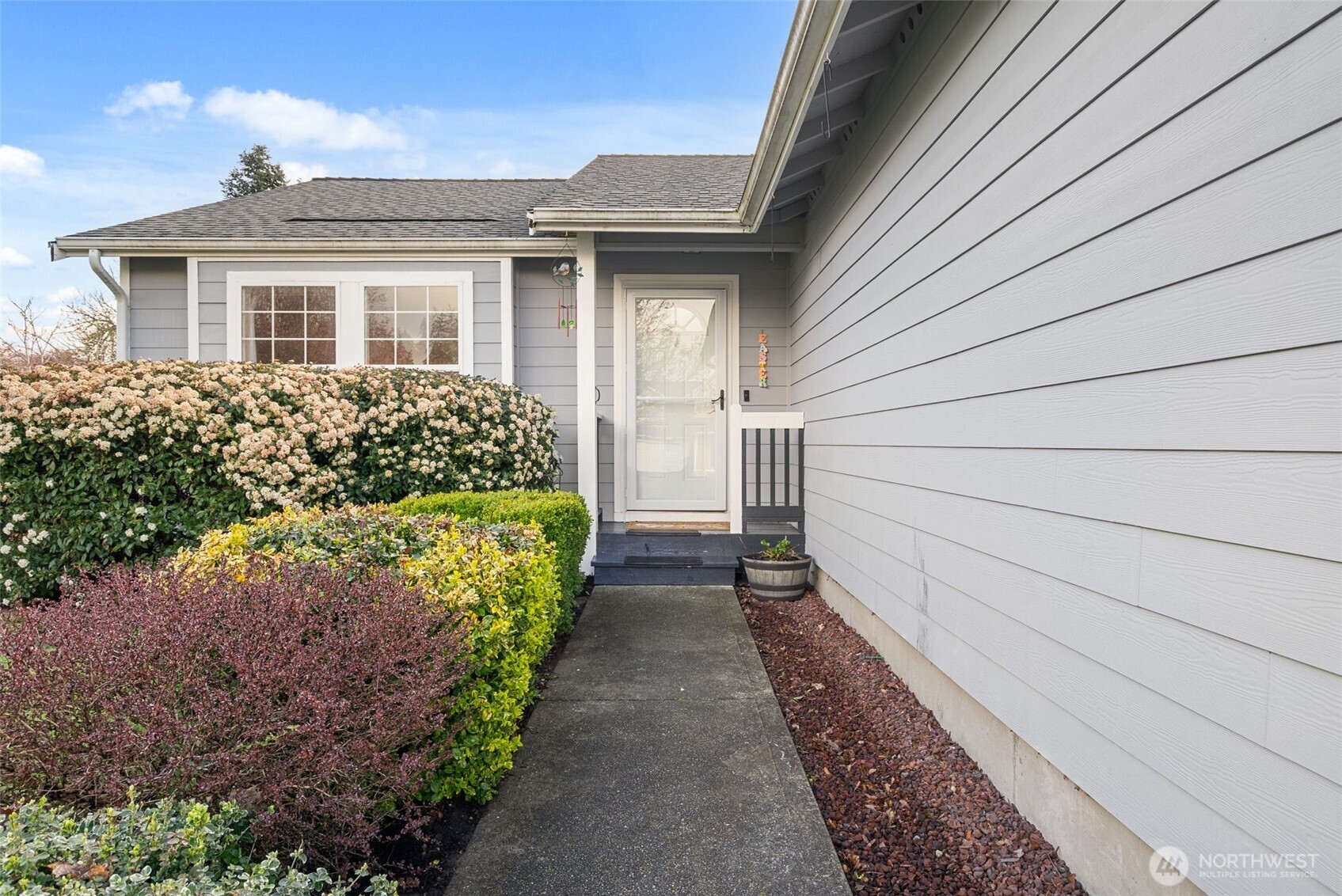 9012 Lealan Court SE, Yelm, WA 98597-8623