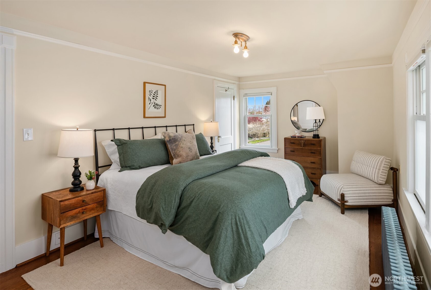 521 N 47th Street , Seattle, WA 98103