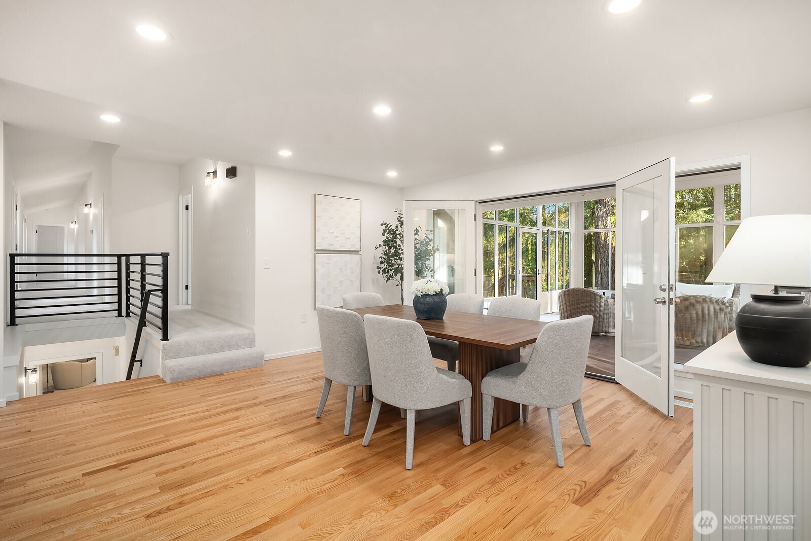 21221 SE 13th Place , Sammamish, WA 98075