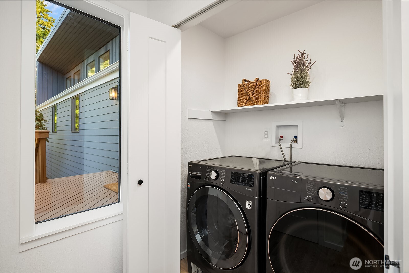 21221 SE 13th Place , Sammamish, WA 98075