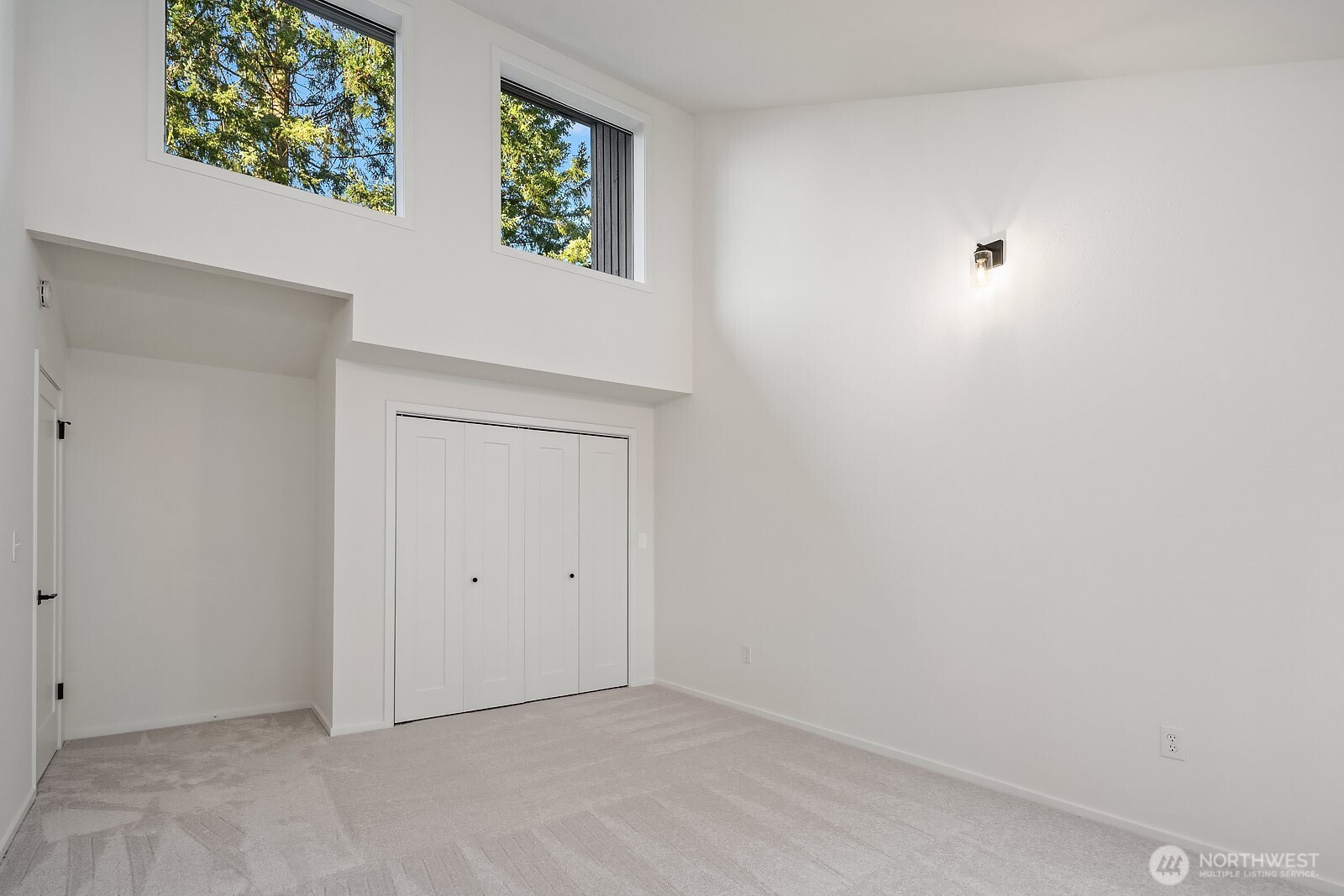 21221 SE 13th Place , Sammamish, WA 98075