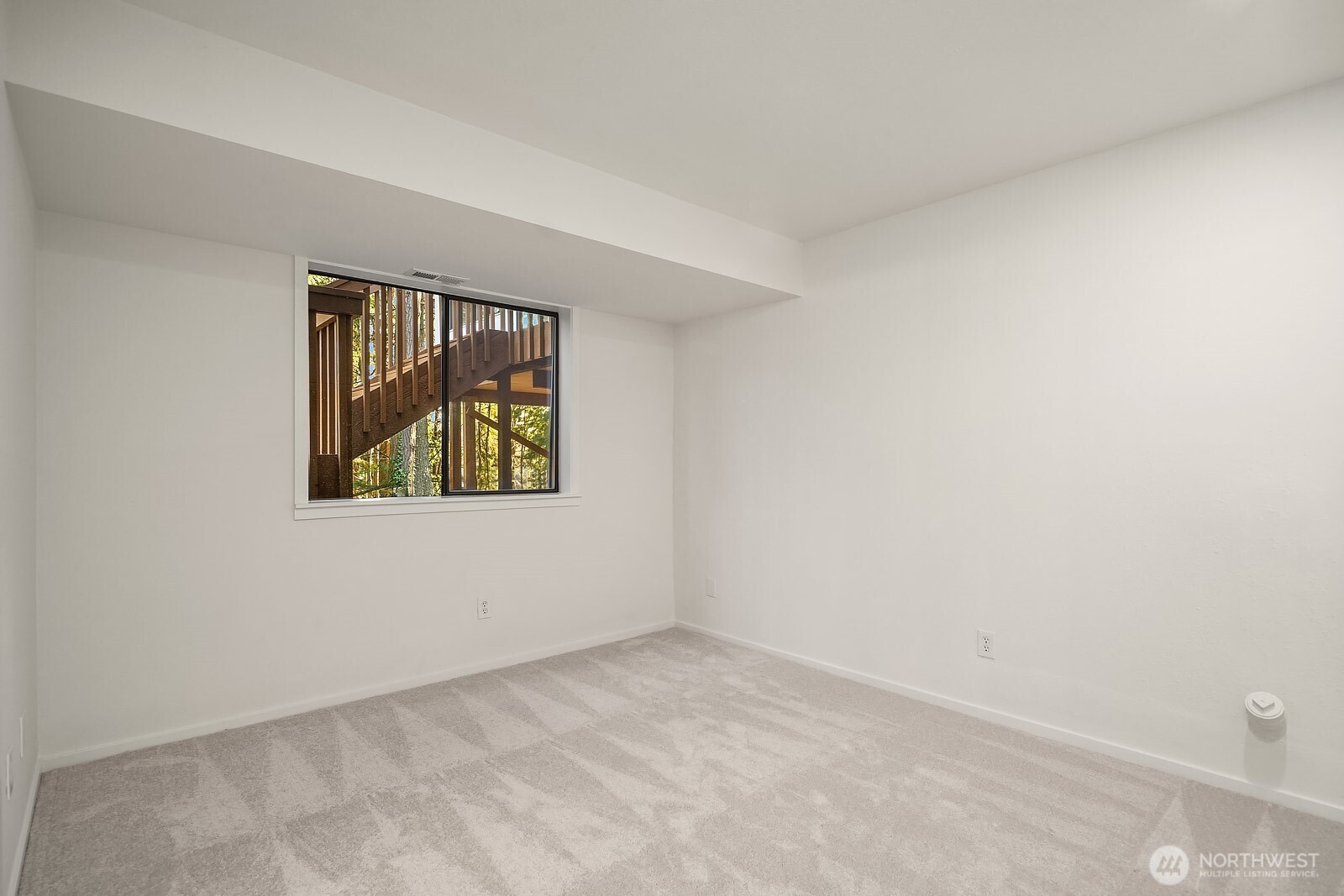 21221 SE 13th Place , Sammamish, WA 98075