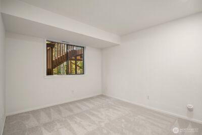 21221 SE 13th Place , Sammamish, WA 98075 - Photo 34