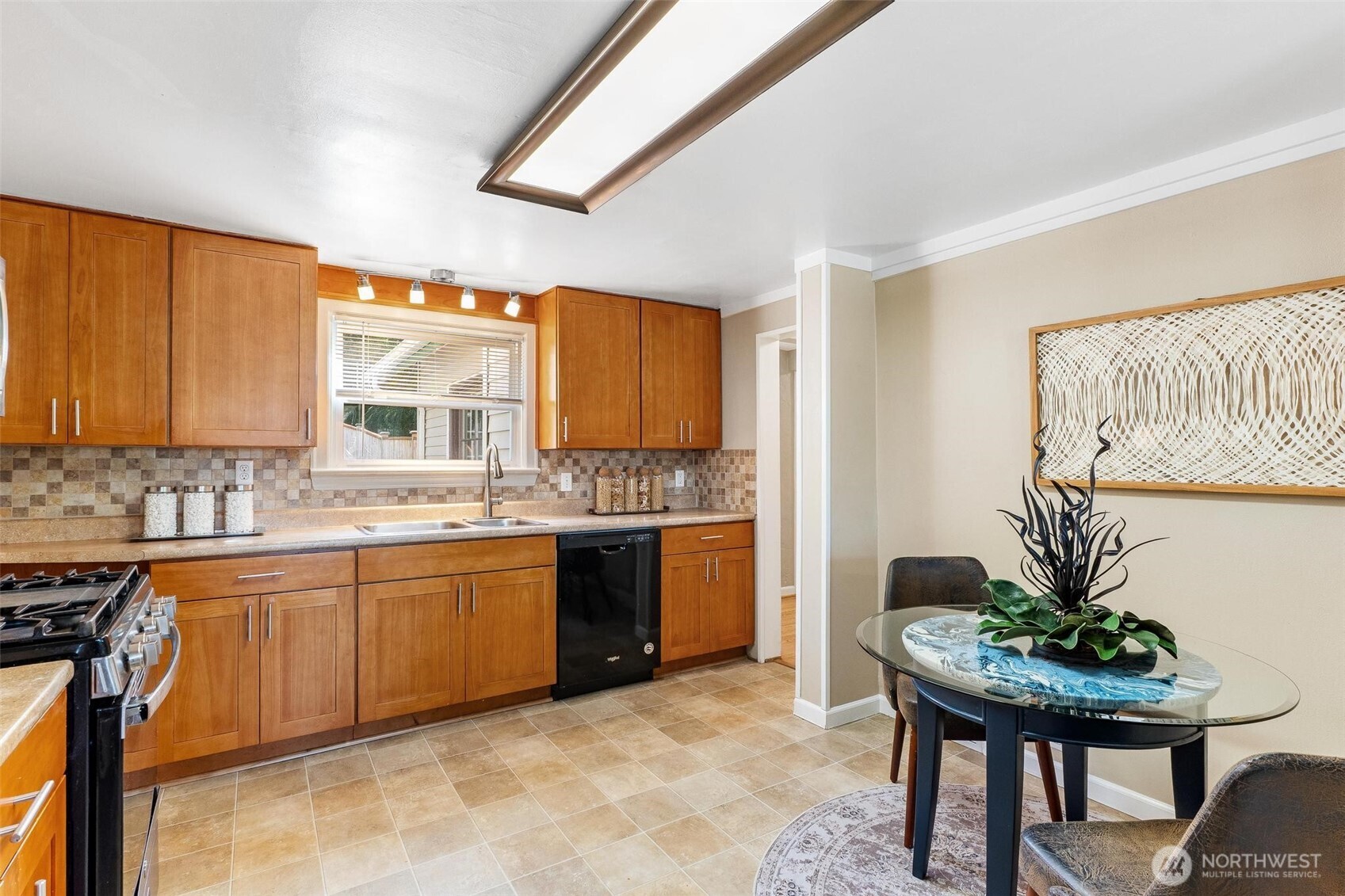 12700 37th Avenue NE, Seattle, WA 98125