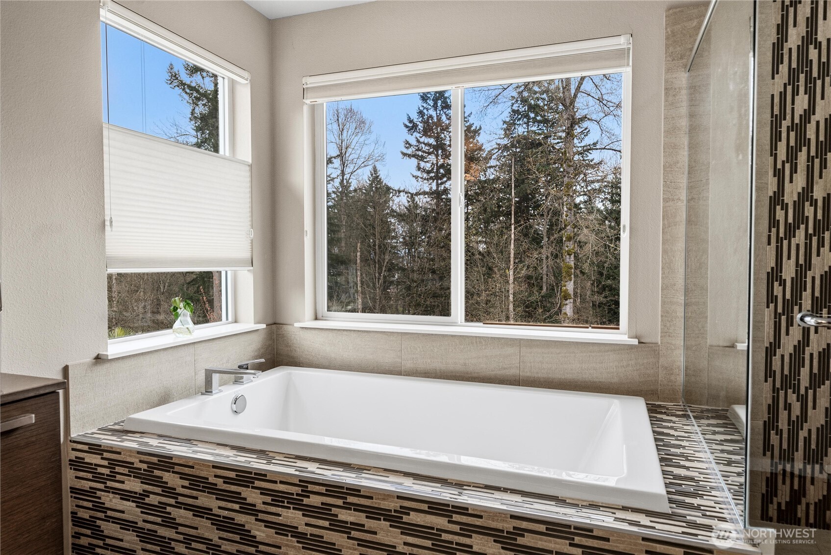 5851 S 326th Court , Auburn, WA 98001