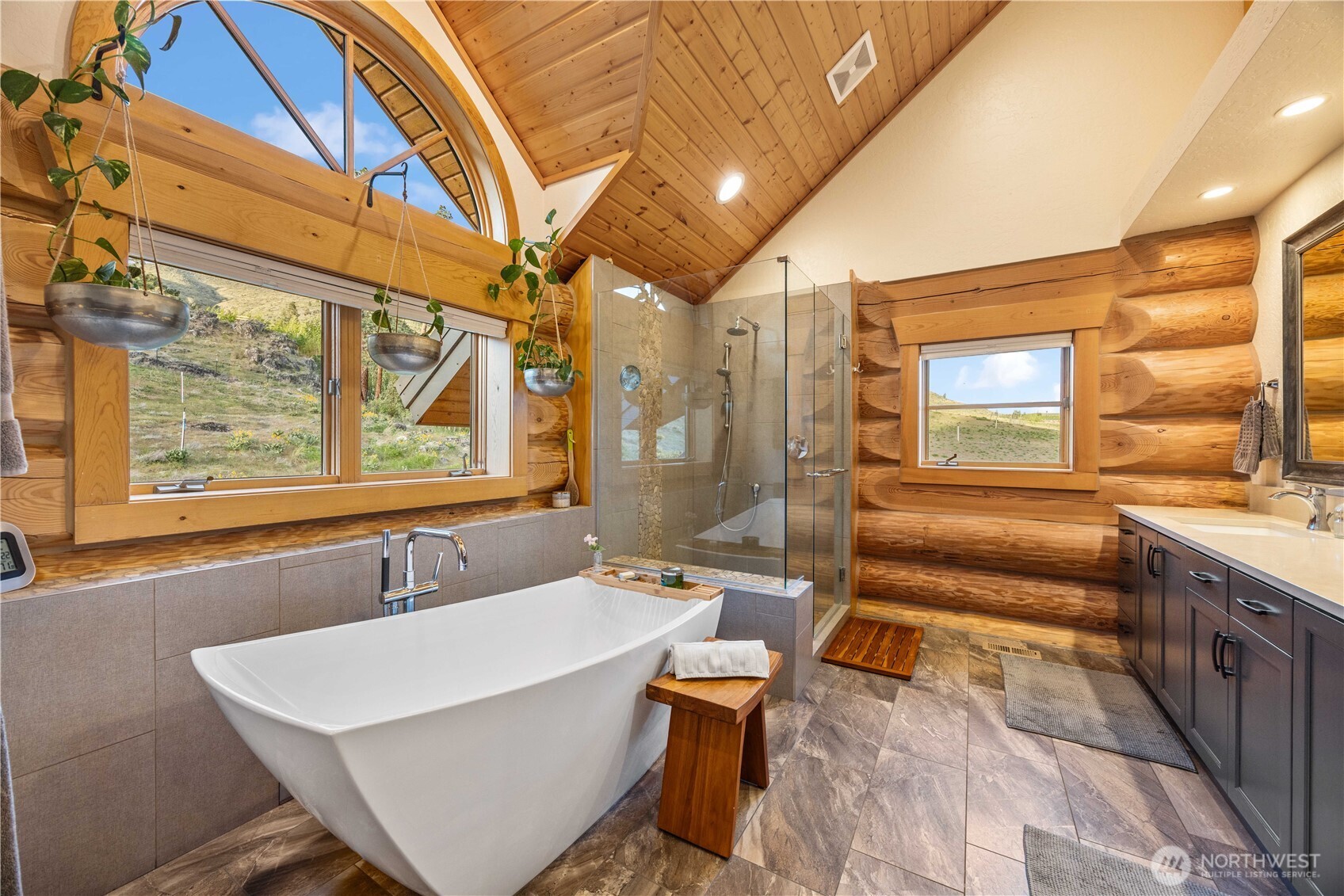 148 High Blossom Lane , Manson, WA 98831