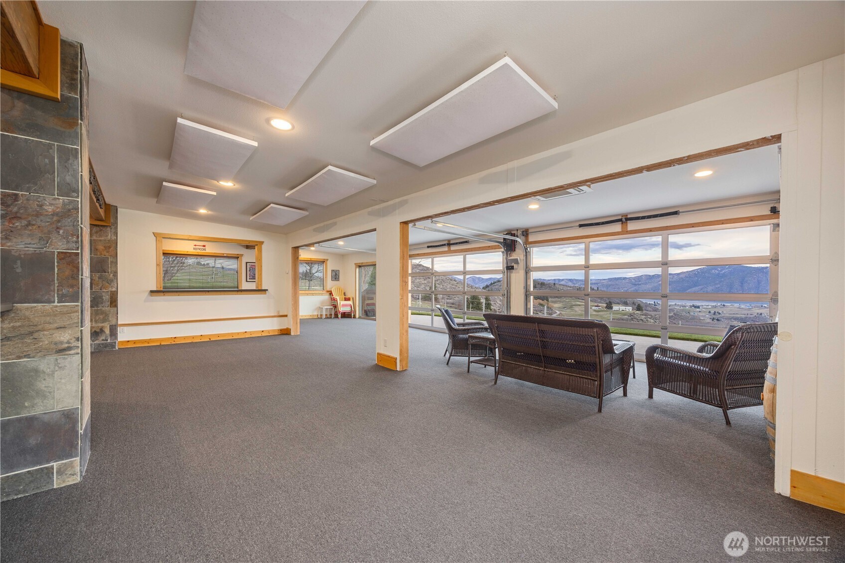148 High Blossom Lane , Manson, WA 98831