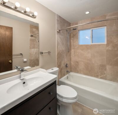 5220 21st Avenue NE #2, Seattle, WA 98105 - Photo 12