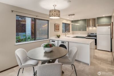 5220 21st Avenue NE #2, Seattle, WA 98105 - Photo 6