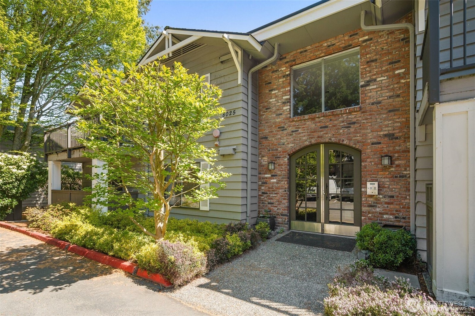 8025 234th Street SW #103, Edmonds, WA 98026