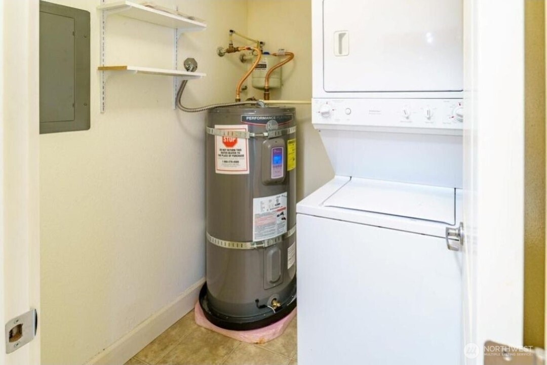 8025 234th Street SW #103, Edmonds, WA 98026