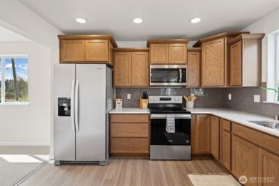 414 Comet Street , Milton, WA 98354 - Photo 10