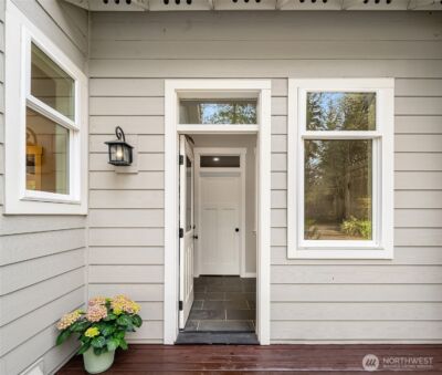 10060 NE Springwood Lane , Bainbridge Island, WA 98110 - Photo 17