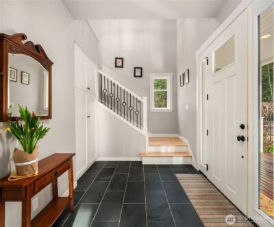 10060 NE Springwood Lane , Bainbridge Island, WA 98110 - Photo 18