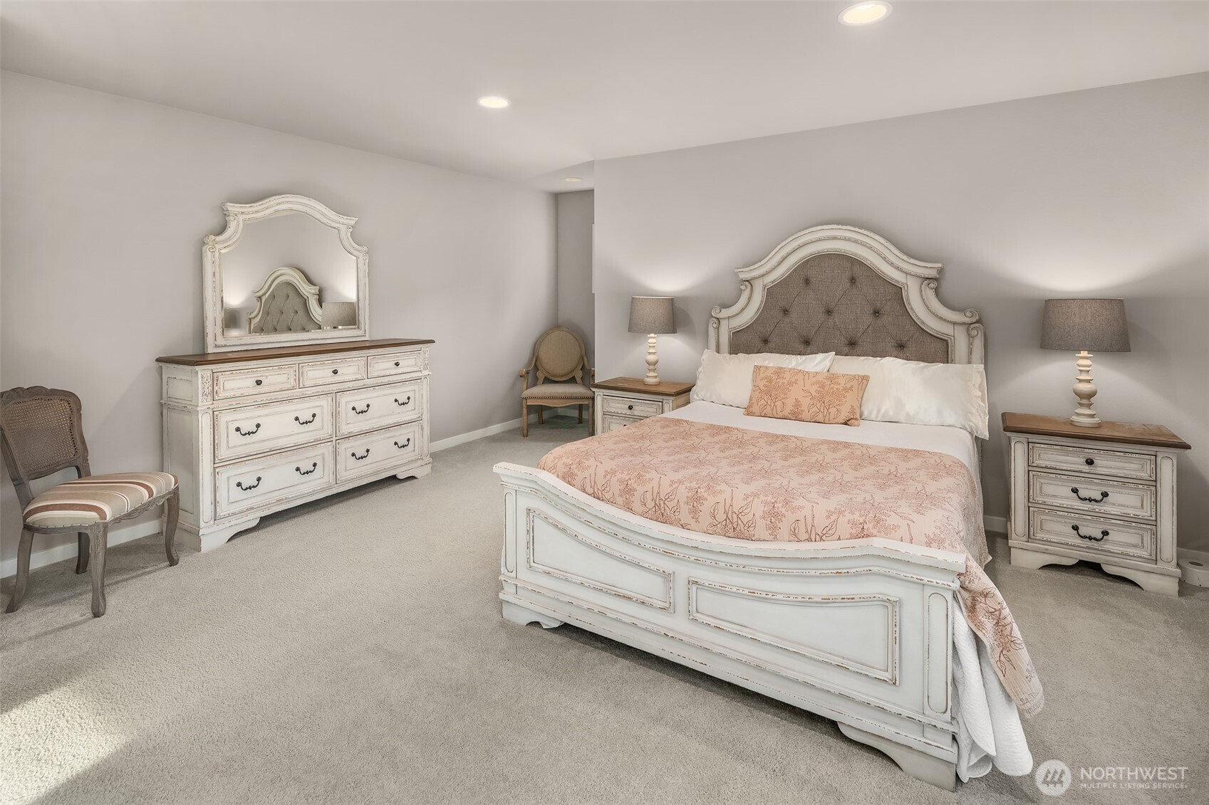 10060 NE Springwood Lane , Bainbridge Island, WA 98110