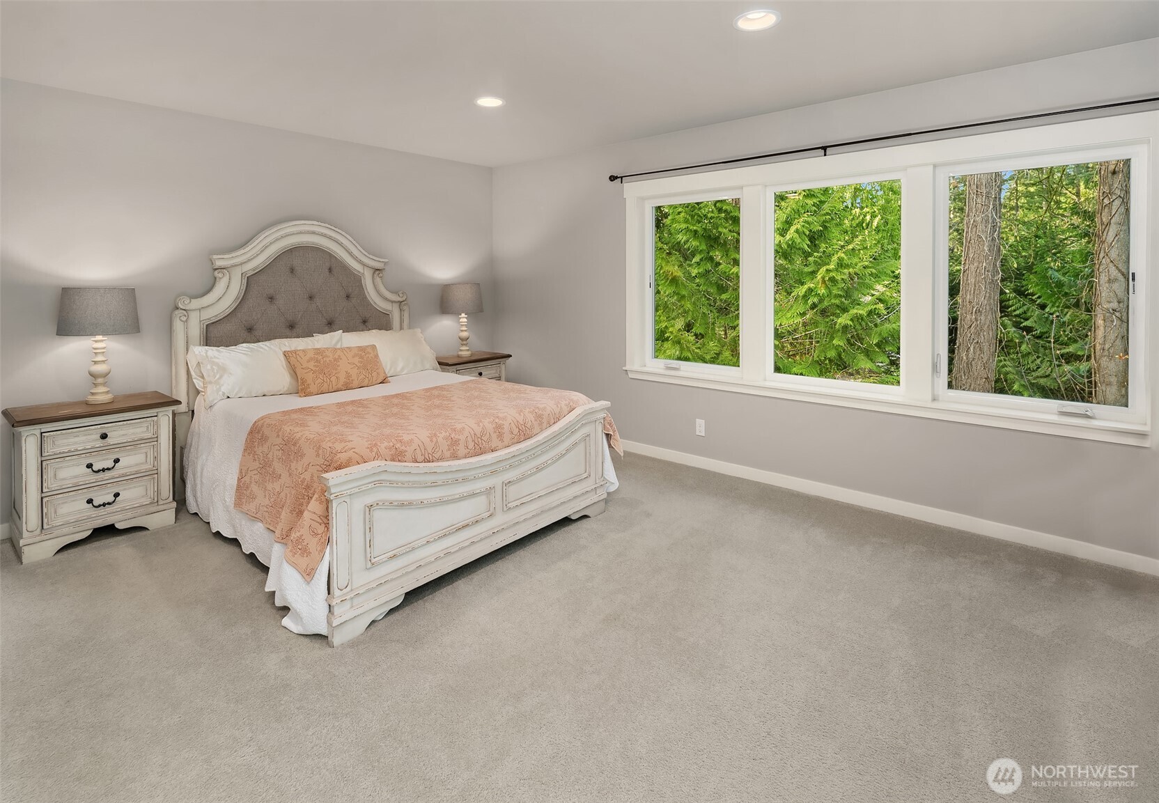 10060 NE Springwood Lane , Bainbridge Island, WA 98110