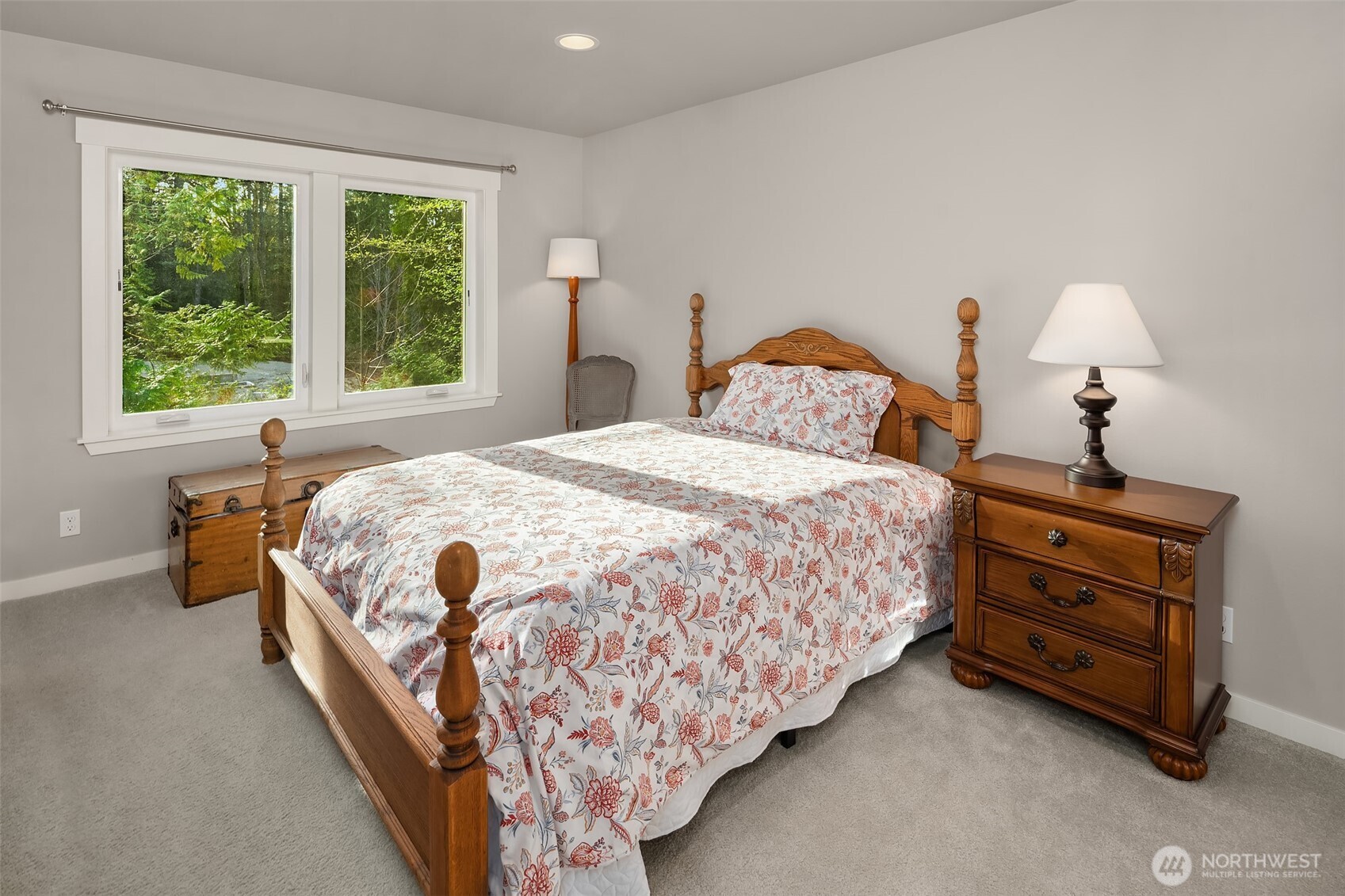 10060 NE Springwood Lane , Bainbridge Island, WA 98110