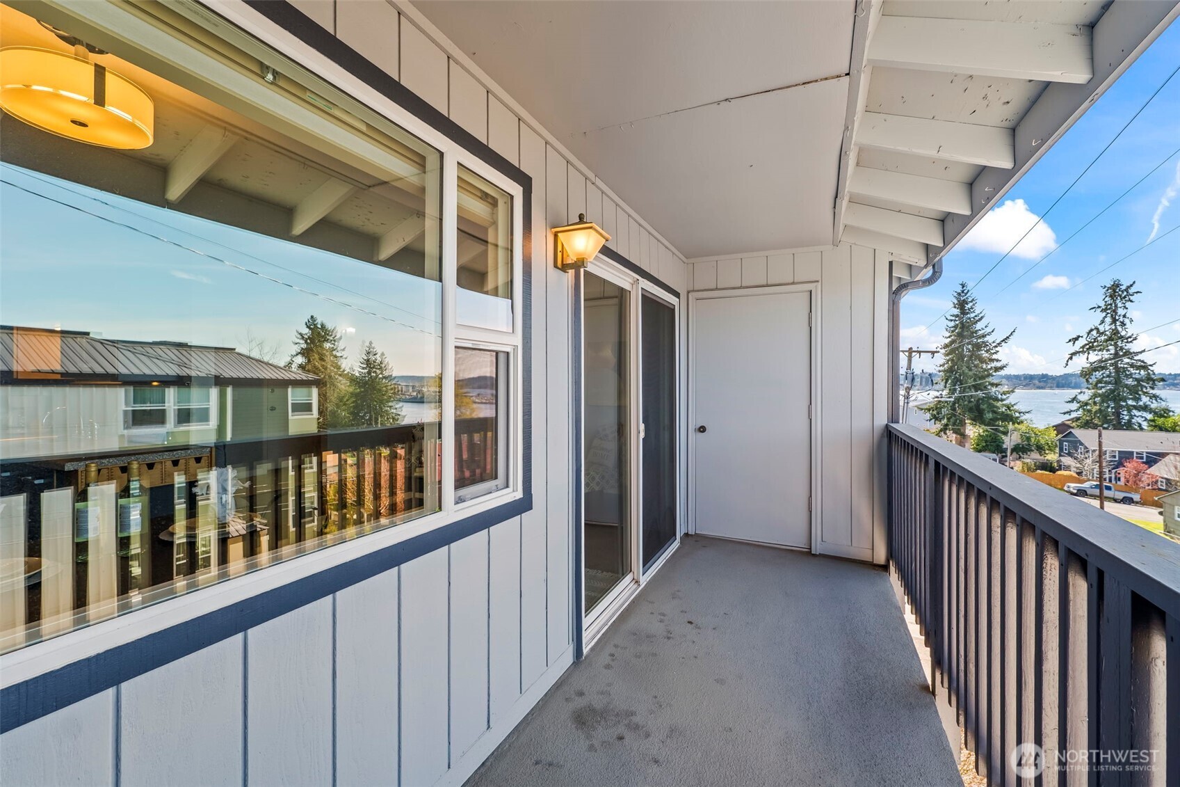 1010 Perry Avenue #305, Bremerton, WA 98310