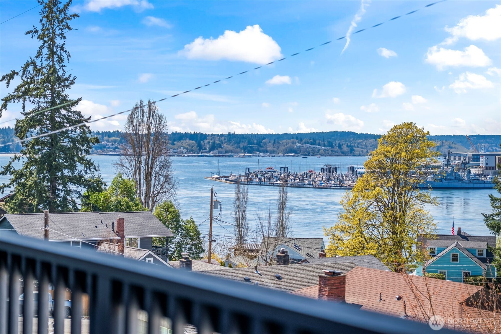1010 Perry Avenue #305, Bremerton, WA 98310