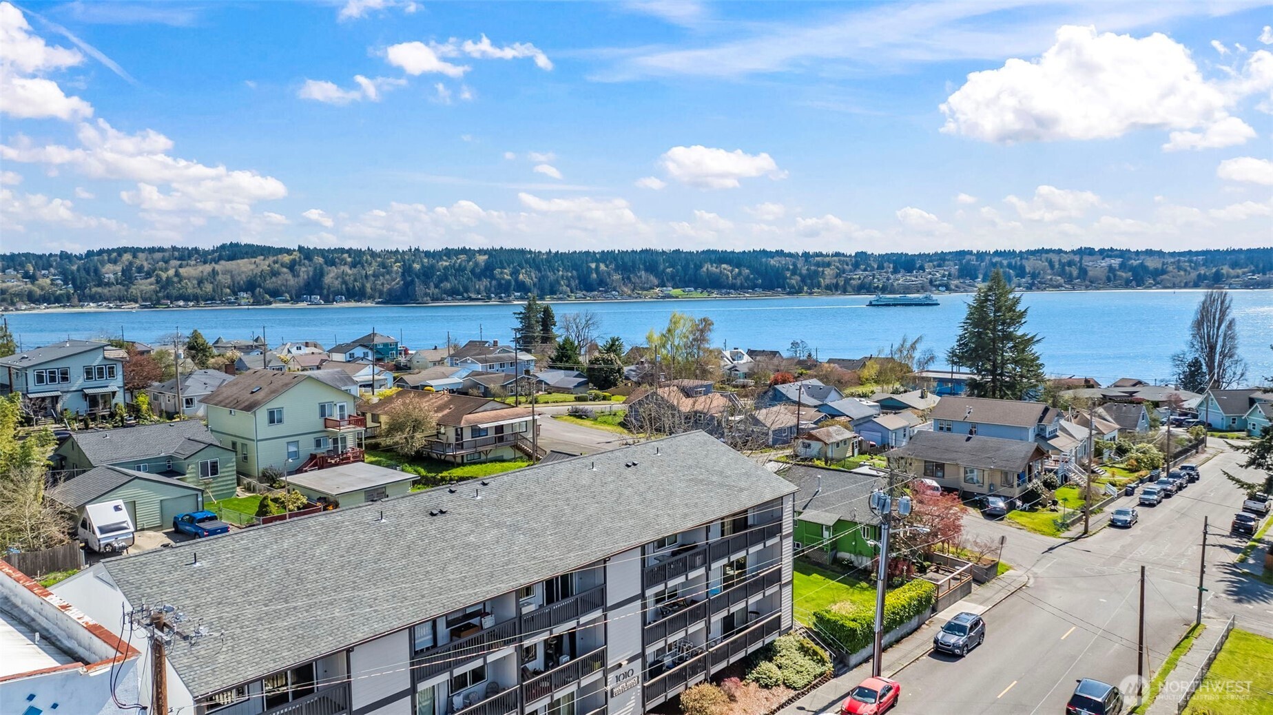 1010 Perry Avenue #305, Bremerton, WA 98310