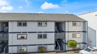 1010 Perry Avenue #305, Bremerton, WA 98310 - Photo 2