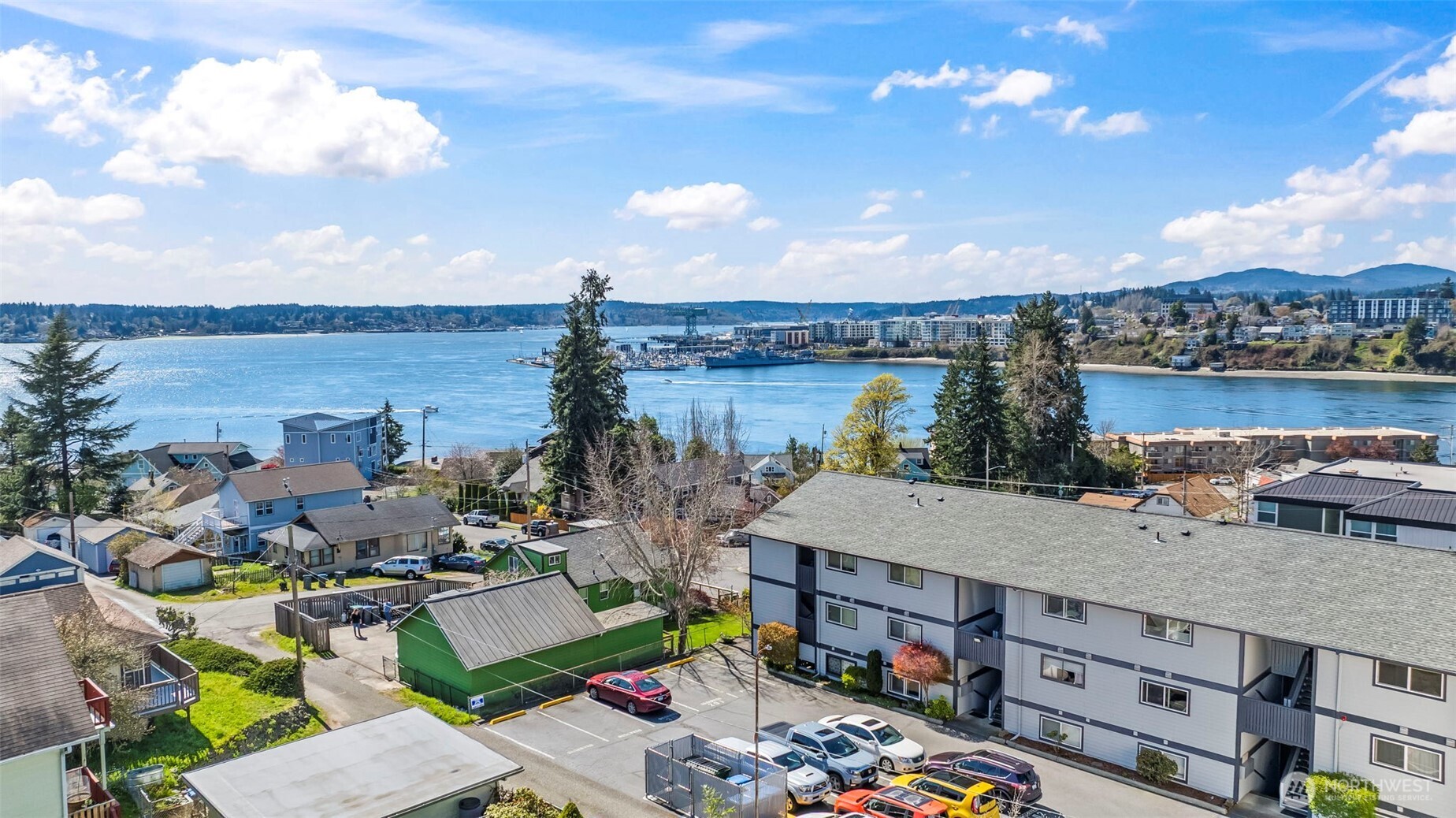 1010 Perry Avenue #305, Bremerton, WA 98310