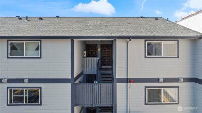 1010 Perry Avenue #305, Bremerton, WA 98310 - Photo 3