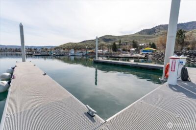 1350 W Woodin Avenue #F4, Chelan, WA 98816 - Photo 14