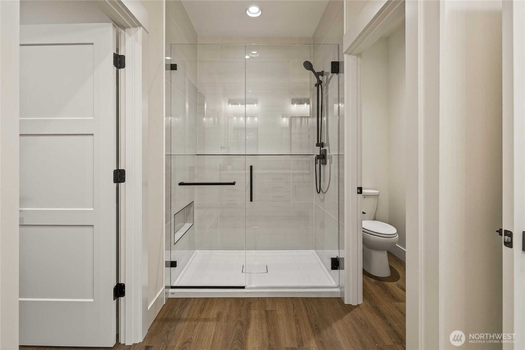 910 Racine Springs Drive , Wenatchee, WA 98801