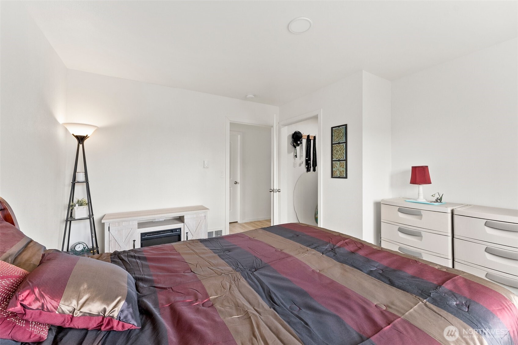 23 Sunrise Lane , South Bend, WA 98586