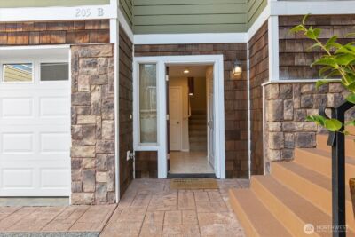 205 Avenue E #B, Snohomish, WA 98290-2722 - Photo 4
