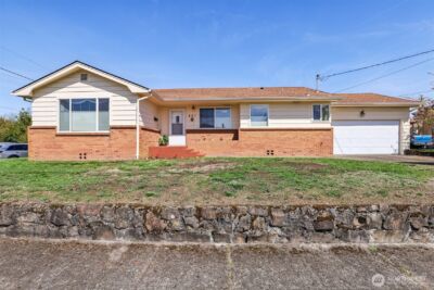 801 Cowlitz Way , Kelso, WA 98626 - Photo 1