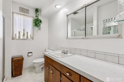 801 Cowlitz Way , Kelso, WA 98626 - Photo 24