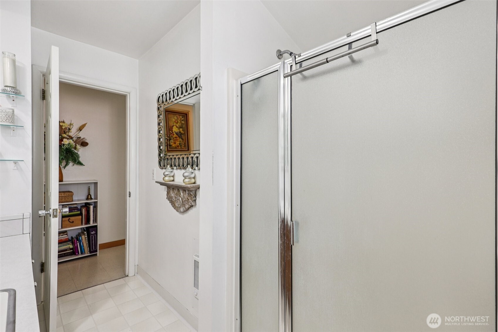 801 Cowlitz Way , Kelso, WA 98626