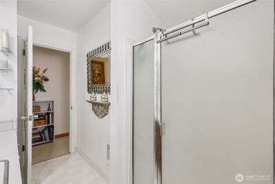 801 Cowlitz Way , Kelso, WA 98626 - Photo 25