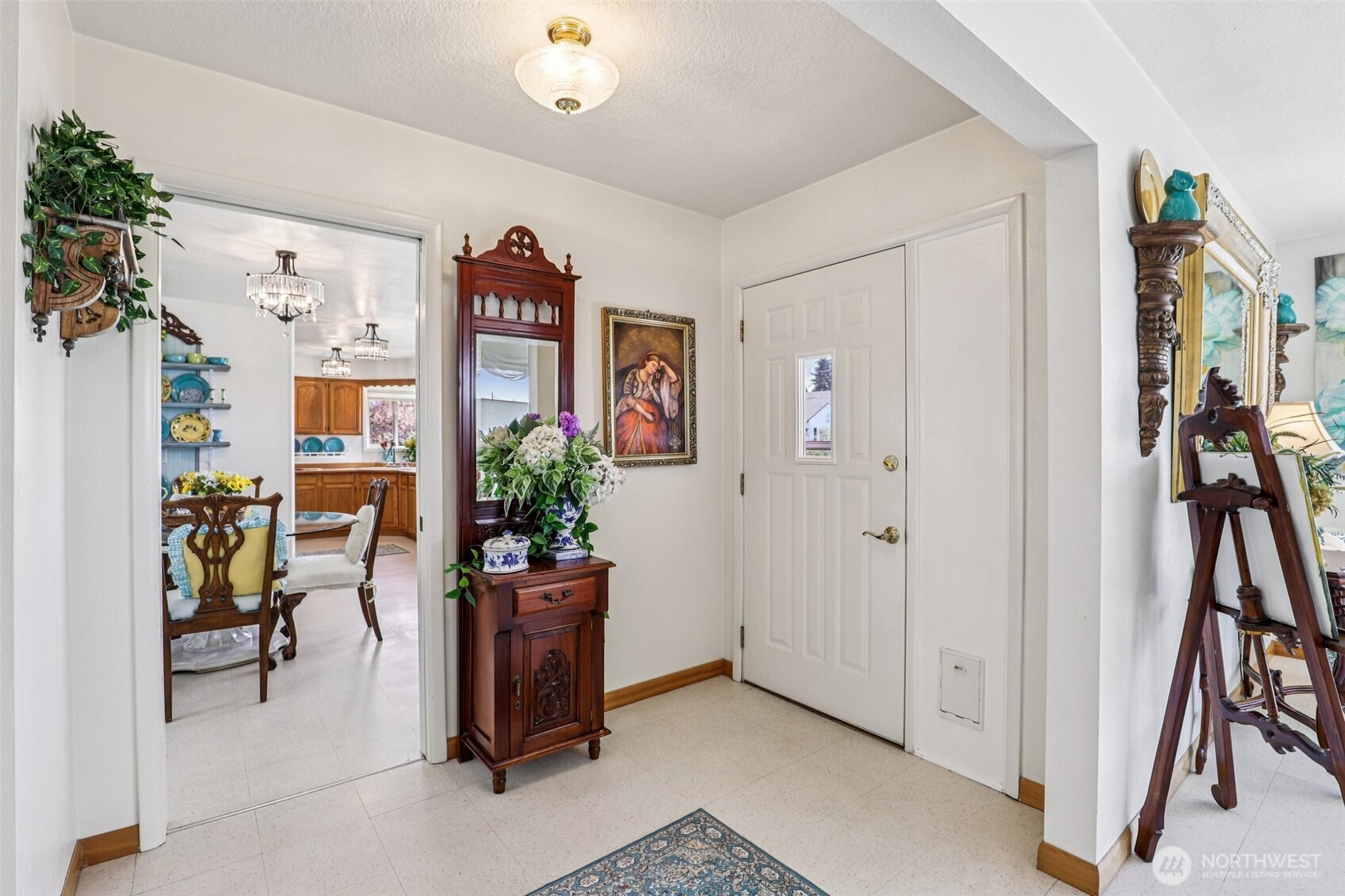 801 Cowlitz Way , Kelso, WA 98626