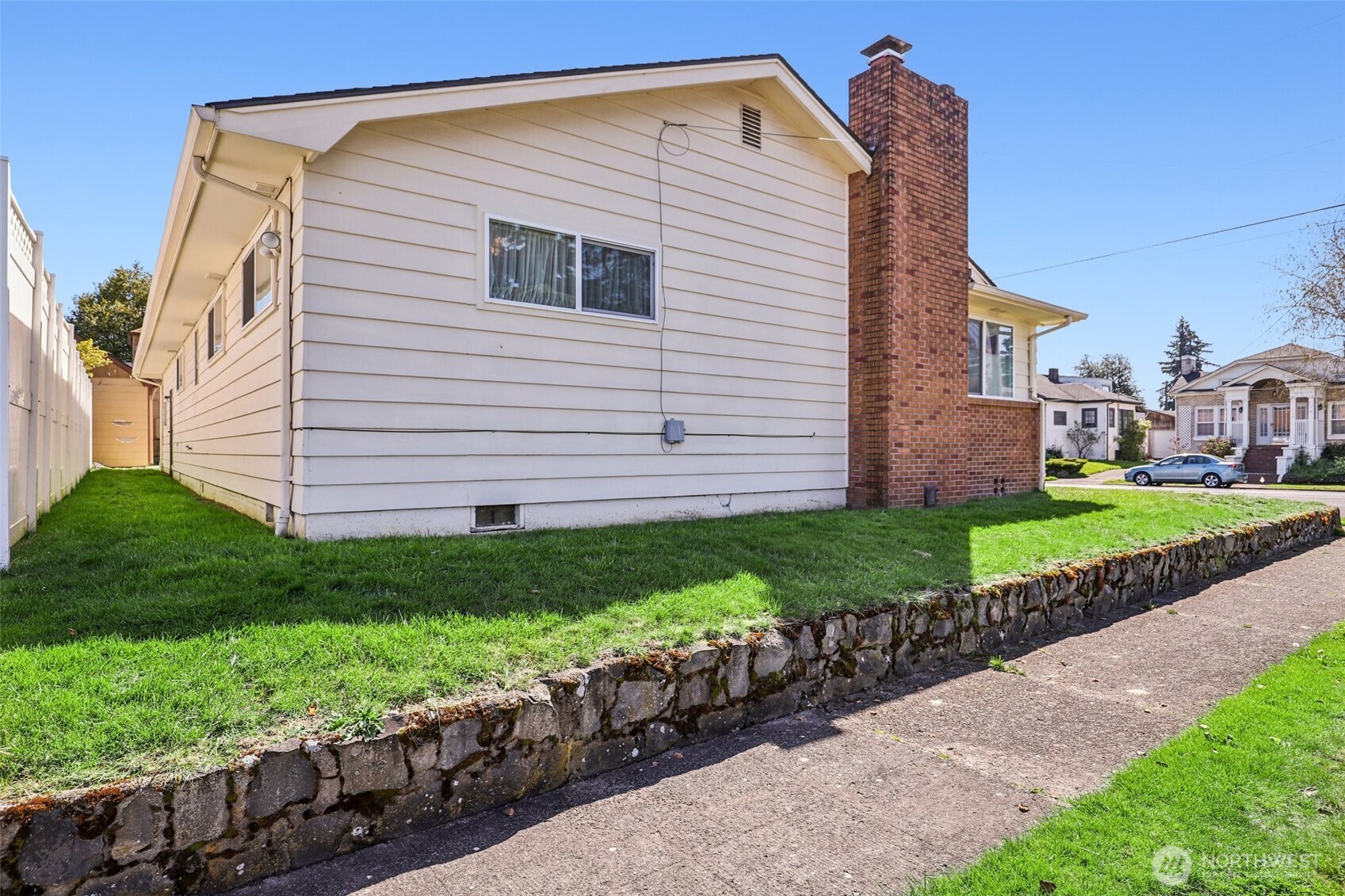 801 Cowlitz Way , Kelso, WA 98626