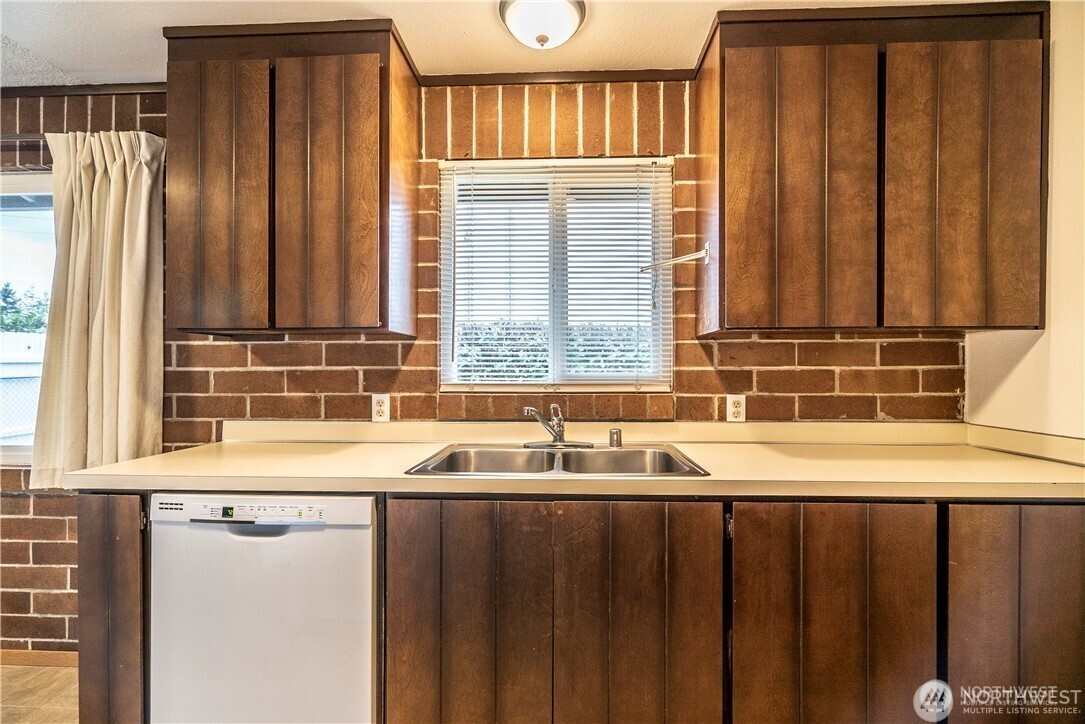 3427 192nd Street E, Tacoma, WA 98446