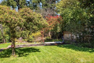 8400 SE 61st Street , Mercer Island, WA 98040 - Photo 23