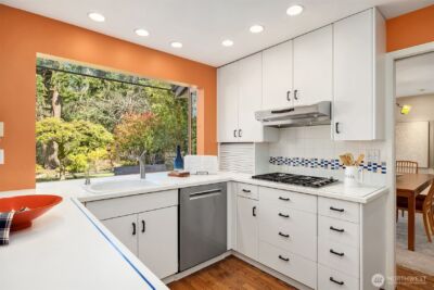 8400 SE 61st Street , Mercer Island, WA 98040 - Photo 6