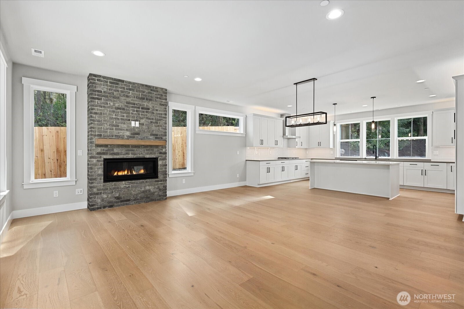 3500 Alaska Road , Brier, WA 98036